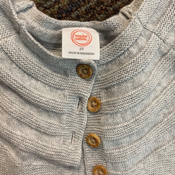 Girl’s Sweater - Picture 2 of 2